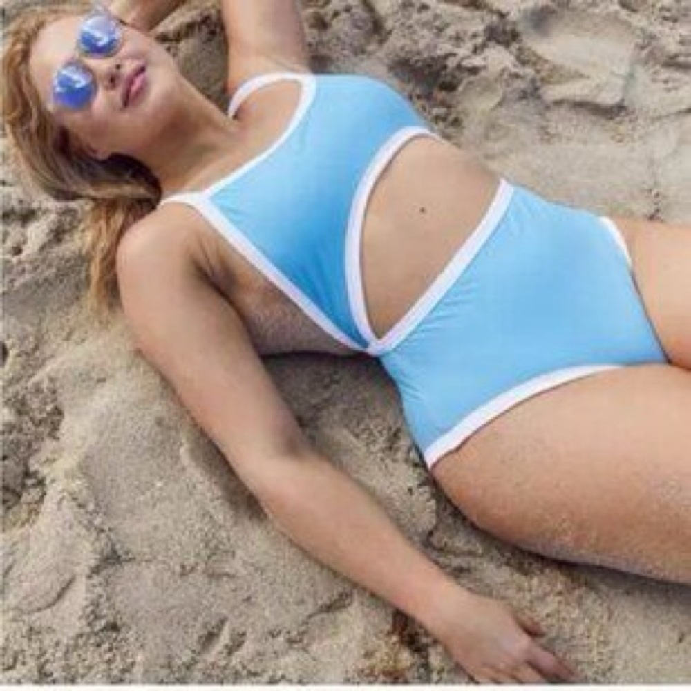 Aerie Full Coverage Light Blue and White One Piece Swimsuit, Small